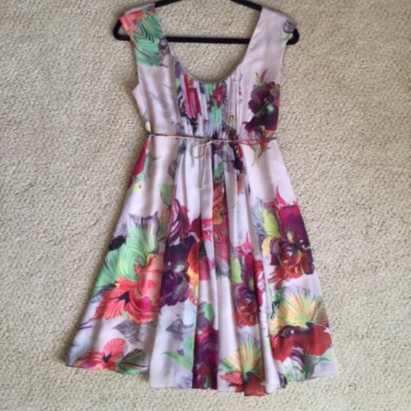Ted Baker London Dresses & Skirts - Ted Baker Floral Cocktail Dress Size 2/ 8 (US)